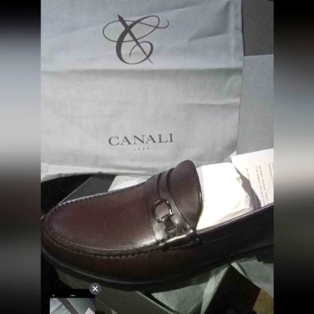 Size 13, hand crafted calf skin penny Loafer's made in Italy.